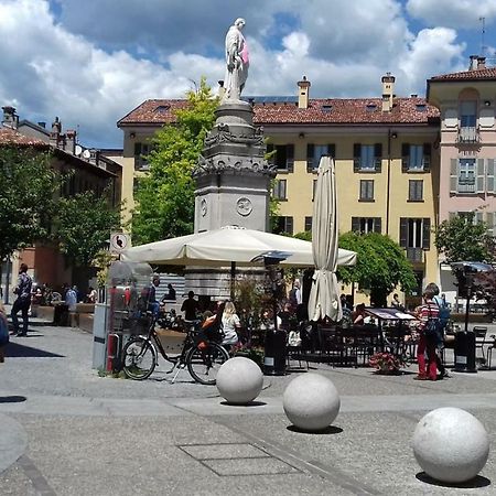 Appartamento Piazza Mazzini Lake Como Eksteriør bilde